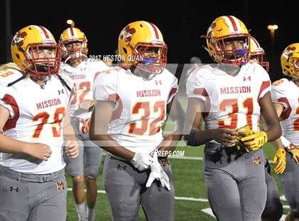 Thumbnail 3 in Mission Viejo vs. Long Beach Poly photogallery.