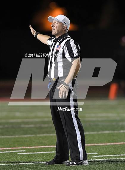 Thumbnail 2 in Mission Viejo vs. Long Beach Poly photogallery.