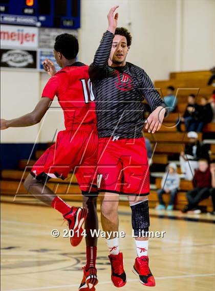 Thumbnail 2 in Holmes vs Conner (Lloyd Memorial Invitational Tournament) photogallery.