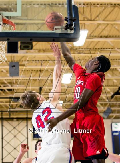 Thumbnail 2 in Holmes vs Conner (Lloyd Memorial Invitational Tournament) photogallery.