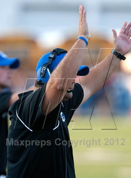Thumbnail 3 in Beechwood vs. Simon Kenton (Crosstown Showdown) photogallery.