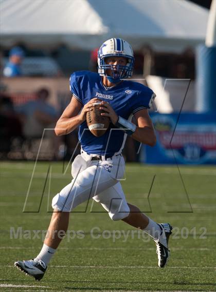 Thumbnail 2 in Beechwood vs. Simon Kenton (Crosstown Showdown) photogallery.