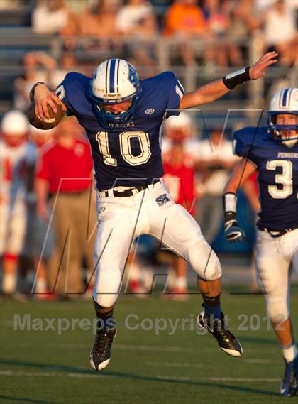Thumbnail 3 in Beechwood vs. Simon Kenton (Crosstown Showdown) photogallery.
