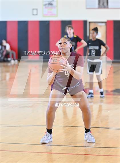 Thumbnail 2 in Hillsborough County vs Pinellas County All Stars photogallery.