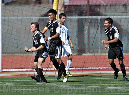 Thumbnail 3 in Saddleback vs. San Jacinto (CIF SS D5 Final) photogallery.