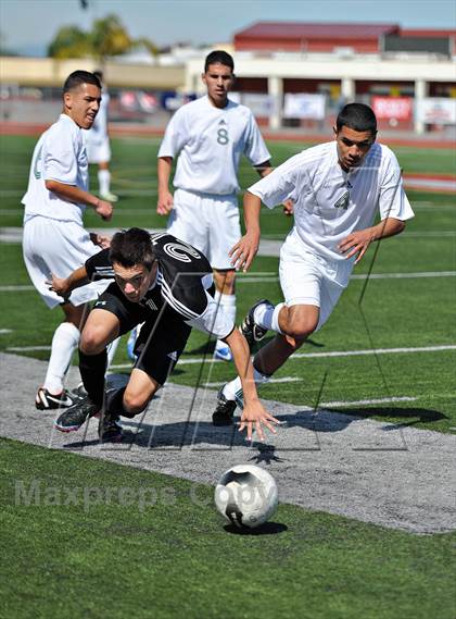 Thumbnail 1 in Saddleback vs. San Jacinto (CIF SS D5 Final) photogallery.
