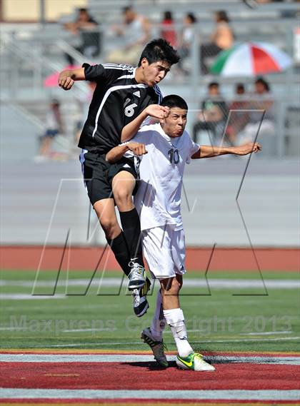 Thumbnail 1 in Saddleback vs. San Jacinto (CIF SS D5 Final) photogallery.