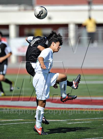 Thumbnail 3 in Saddleback vs. San Jacinto (CIF SS D5 Final) photogallery.
