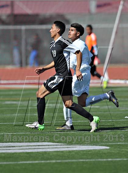 Thumbnail 3 in Saddleback vs. San Jacinto (CIF SS D5 Final) photogallery.