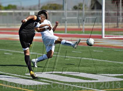 Thumbnail 3 in Saddleback vs. San Jacinto (CIF SS D5 Final) photogallery.