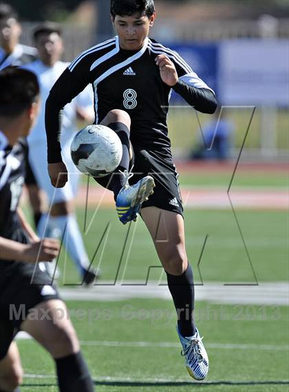 Thumbnail 3 in Saddleback vs. San Jacinto (CIF SS D5 Final) photogallery.