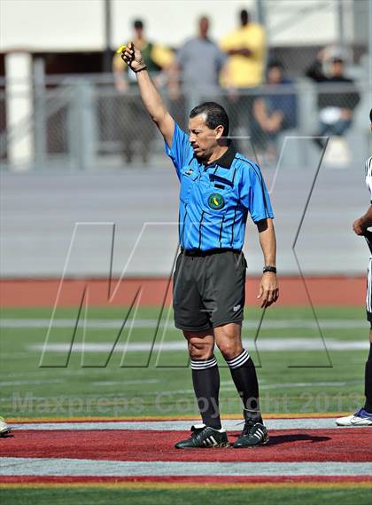 Thumbnail 3 in Saddleback vs. San Jacinto (CIF SS D5 Final) photogallery.