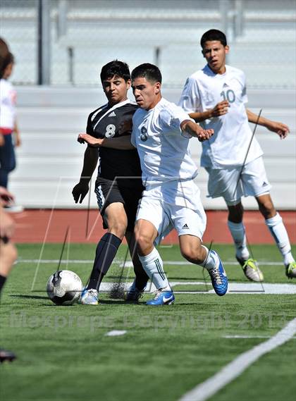 Thumbnail 3 in Saddleback vs. San Jacinto (CIF SS D5 Final) photogallery.