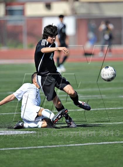 Thumbnail 3 in Saddleback vs. San Jacinto (CIF SS D5 Final) photogallery.