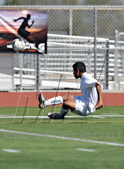 Thumbnail 3 in Saddleback vs. San Jacinto (CIF SS D5 Final) photogallery.