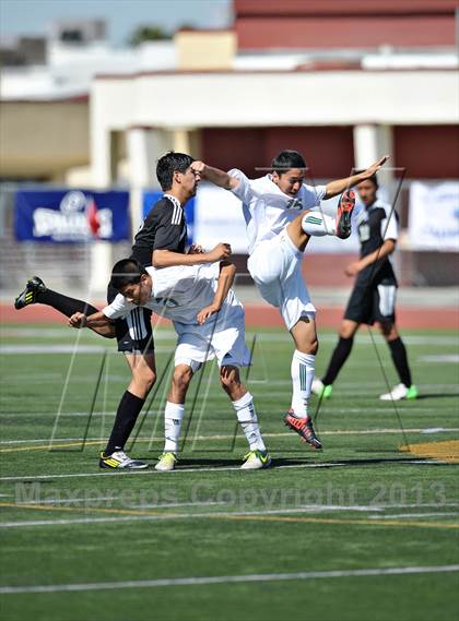 Thumbnail 1 in Saddleback vs. San Jacinto (CIF SS D5 Final) photogallery.