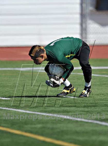 Thumbnail 3 in Saddleback vs. San Jacinto (CIF SS D5 Final) photogallery.