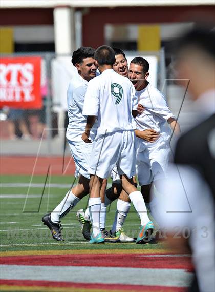 Thumbnail 2 in Saddleback vs. San Jacinto (CIF SS D5 Final) photogallery.