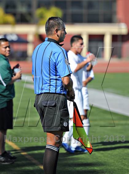 Thumbnail 1 in Saddleback vs. San Jacinto (CIF SS D5 Final) photogallery.