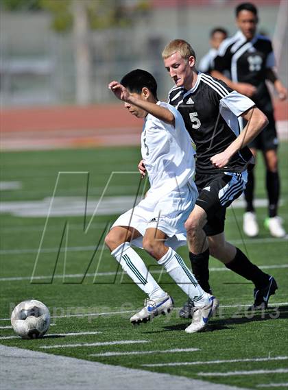 Thumbnail 3 in Saddleback vs. San Jacinto (CIF SS D5 Final) photogallery.