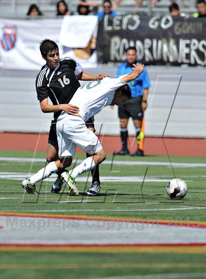 Thumbnail 2 in Saddleback vs. San Jacinto (CIF SS D5 Final) photogallery.