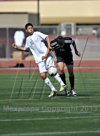 Thumbnail 2 in Saddleback vs. San Jacinto (CIF SS D5 Final) photogallery.