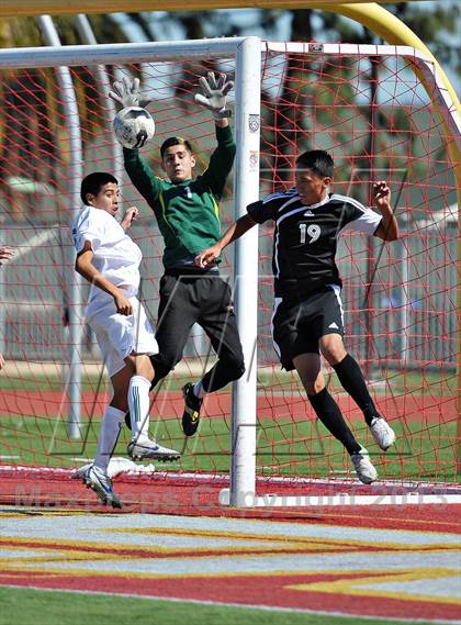 Thumbnail 3 in Saddleback vs. San Jacinto (CIF SS D5 Final) photogallery.