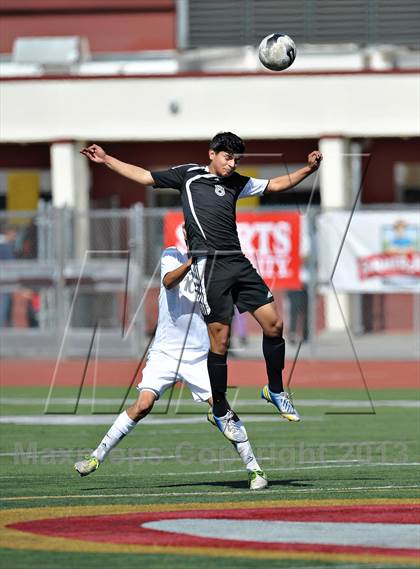 Thumbnail 3 in Saddleback vs. San Jacinto (CIF SS D5 Final) photogallery.