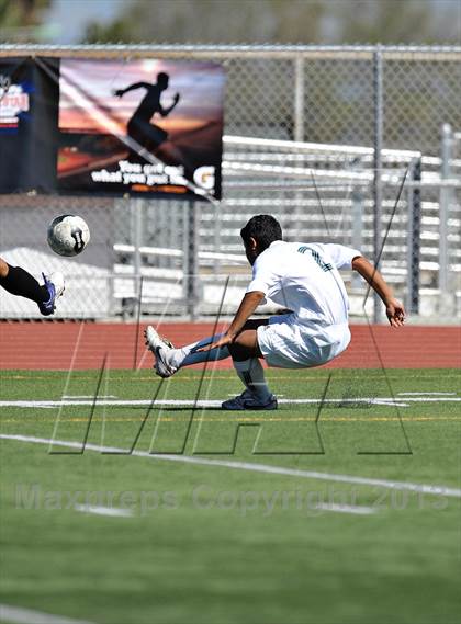 Thumbnail 2 in Saddleback vs. San Jacinto (CIF SS D5 Final) photogallery.