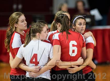 Thumbnail 1 in Hendersonville vs. Raleigh Charter (NCHSAA 1A Final) photogallery.
