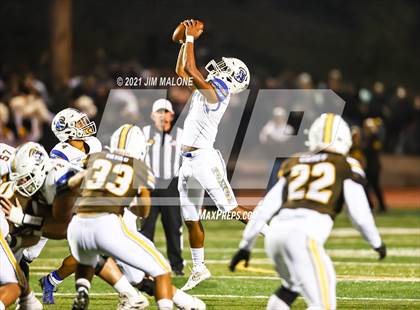 Thumbnail 1 in Saint Francis vs. Serra (CIFCCS D1 Final) photogallery.