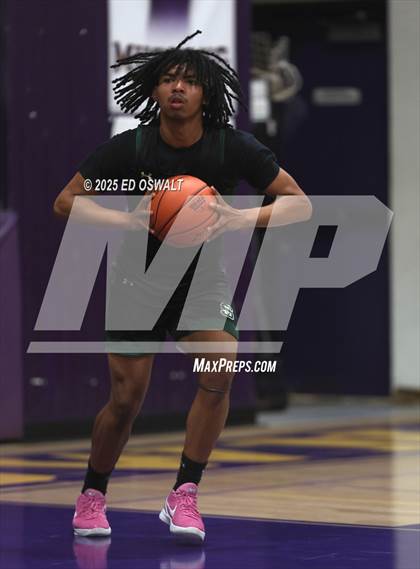 Thumbnail 1 in St. Patrick-St. Vincent @ Middletown (CIF NCS D4 Semifinal) photogallery.
