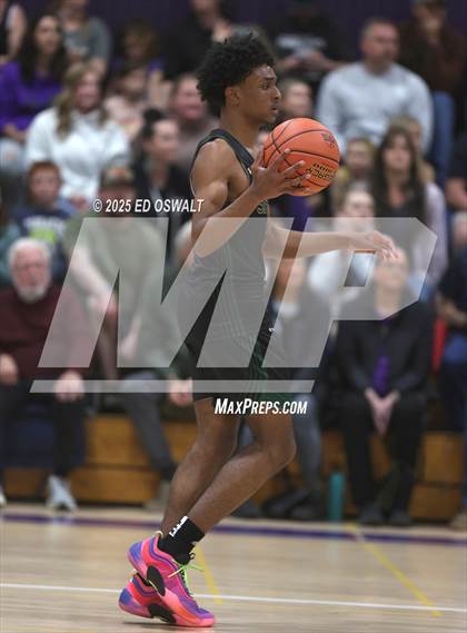 Thumbnail 2 in St. Patrick-St. Vincent @ Middletown (CIF NCS D4 Semifinal) photogallery.