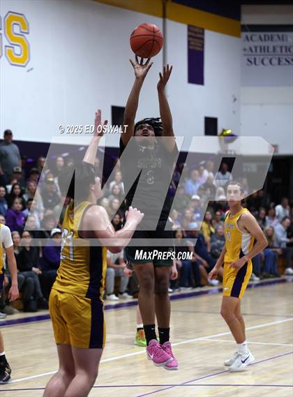 Thumbnail 1 in St. Patrick-St. Vincent @ Middletown (CIF NCS D4 Semifinal) photogallery.