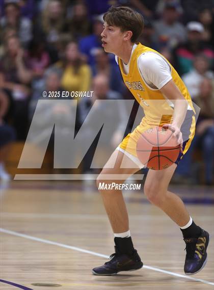 Thumbnail 1 in St. Patrick-St. Vincent @ Middletown (CIF NCS D4 Semifinal) photogallery.