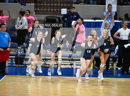 Thumbnail 1 in Fossil Ridge vs. Valor Christian (CHSAA 5A Semi-Final) photogallery.