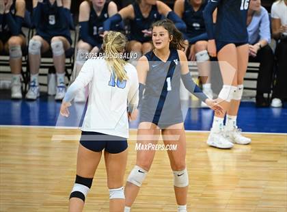 Thumbnail 1 in Fossil Ridge vs. Valor Christian (CHSAA 5A Semi-Final) photogallery.