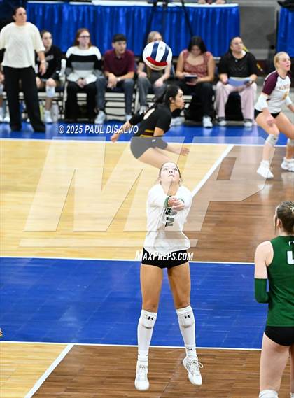 Thumbnail 2 in Fossil Ridge vs. Valor Christian (CHSAA 5A Semi-Final) photogallery.