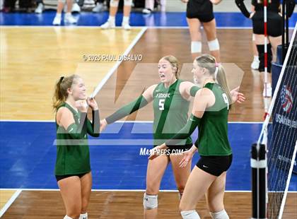 Thumbnail 3 in Fossil Ridge vs. Valor Christian (CHSAA 5A Semi-Final) photogallery.