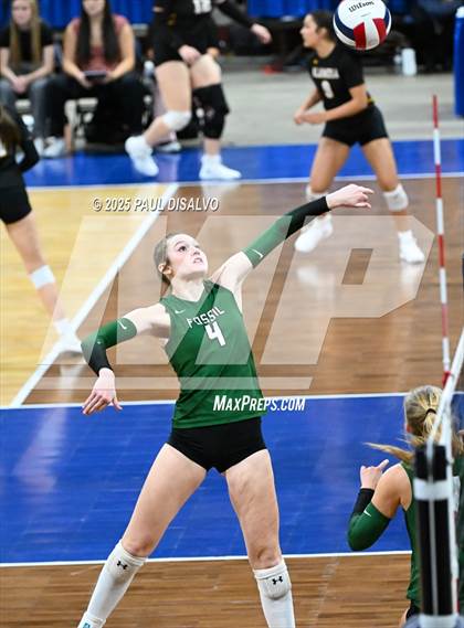 Thumbnail 1 in Fossil Ridge vs. Valor Christian (CHSAA 5A Semi-Final) photogallery.