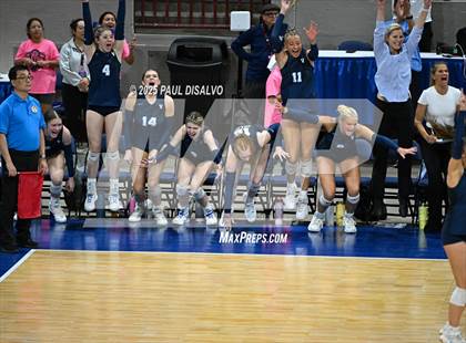 Thumbnail 1 in Fossil Ridge vs. Valor Christian (CHSAA 5A Semi-Final) photogallery.