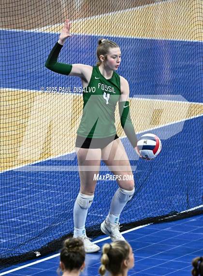 Thumbnail 2 in Fossil Ridge vs. Valor Christian (CHSAA 5A Semi-Final) photogallery.