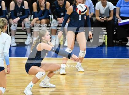 Thumbnail 2 in Fossil Ridge vs. Valor Christian (CHSAA 5A Semi-Final) photogallery.