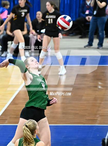Thumbnail 3 in Fossil Ridge vs. Valor Christian (CHSAA 5A Semi-Final) photogallery.