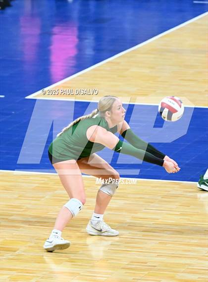 Thumbnail 1 in Fossil Ridge vs. Valor Christian (CHSAA 5A Semi-Final) photogallery.