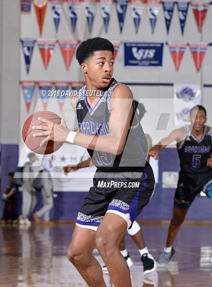 Thumbnail 3 in Bradshaw Christian vs. Sacramento (St. Hope Elite Classic) photogallery.