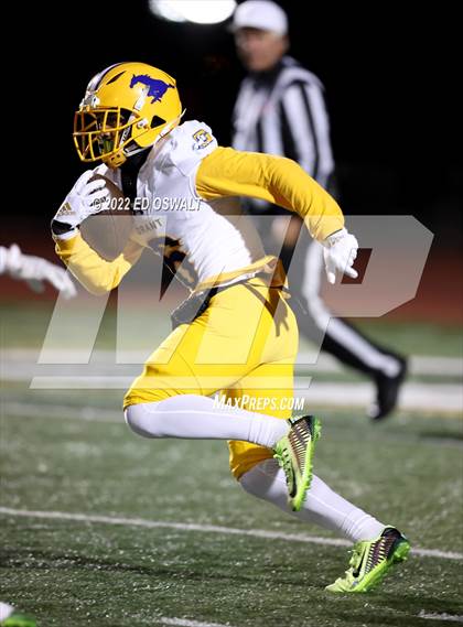 Thumbnail 2 in Grant @ El Cerrito (CIF Division III-AA NorCal Championship) photogallery.