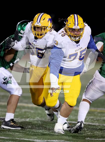 Thumbnail 2 in Grant @ El Cerrito (CIF Division III-AA NorCal Championship) photogallery.
