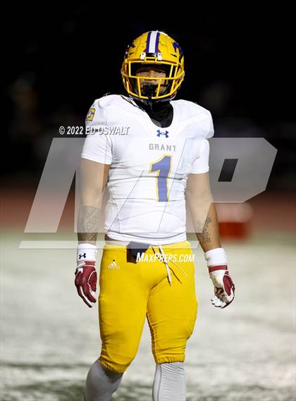 Thumbnail 1 in Grant @ El Cerrito (CIF Division III-AA NorCal Championship) photogallery.