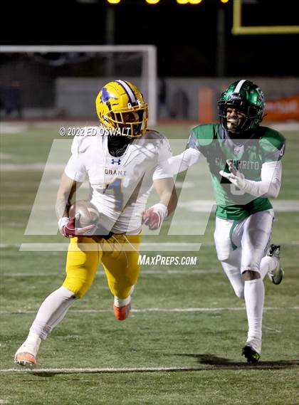 Thumbnail 1 in Grant @ El Cerrito (CIF Division III-AA NorCal Championship) photogallery.